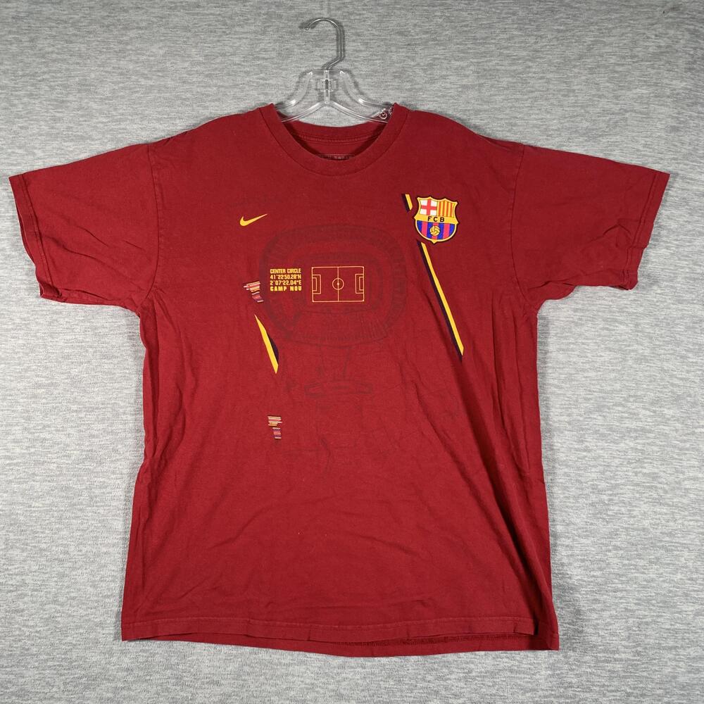 FC Barcelona Shirt Mens Large Red Soccer Nike Camp Nou Stadium Graphic Tee